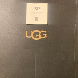 Brand new Men’s Ugg boots